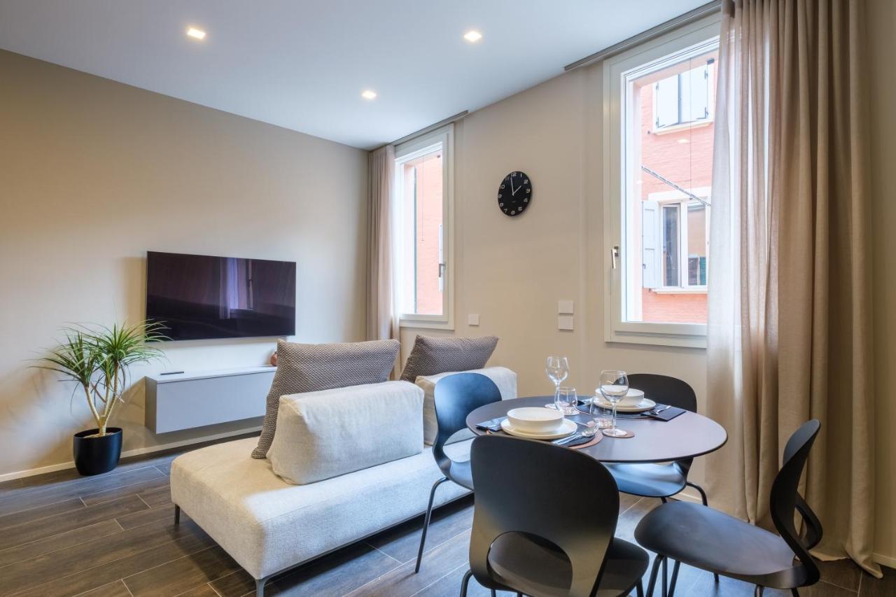 Golden Suite By Studio Vita Bologna Exterior foto